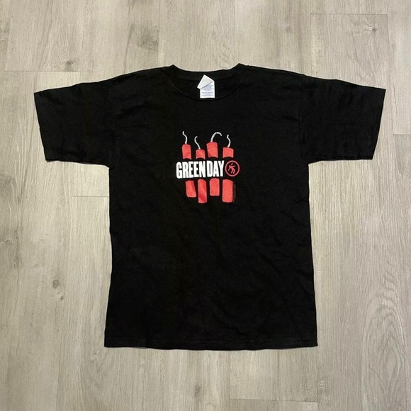 Vintage 2005 Green Day American Idiot Album Tour T Shirt
Youth Kids Size M